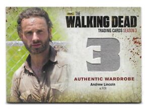 2014 THE WALKING DEAD SEASON 3 RICK GRIMES (ANDREW LINCOLN) RELIC CARD #M38