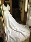 VTG White Floral Puff Sleeve Wedding Gown Size 10 Medium