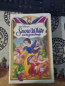New ListingWalt Disney Masterpiece Snow White and The Seven Dwarfs VHS Movie 1524 RARE