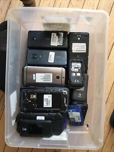 LOT OF 50 Mixed Model And Brands Phone CRACKED FOR PARTS UNTESTED