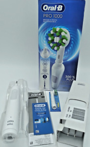 ORAL-B Pro 1000 Cross-Action Braun Rechargeable Power Toothbrush NEW Open Box