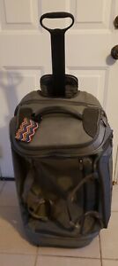 Tumi Tech Grey Wheeled Duffle Bag Rolling Luggage 27