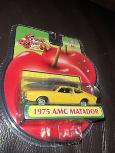 Motor Max Fresh Cherries Die-Cast 1:64 Scale 1975 AMC Matador Yellow
