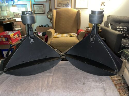 Pair (2) Altec 808-8B High Frequency Drivers And Model 511B Horns