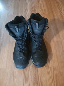 Columbia 200grams Black Boots Techlite Waterproof Mens Size 11.5 Wide