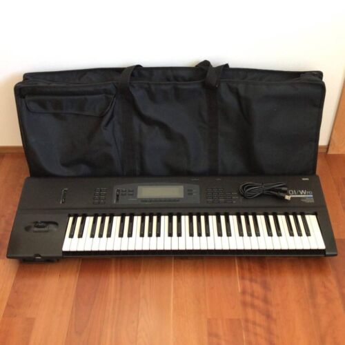 Korg 01/W FD 61-Key Workstation Keyboard Synthesizer w/Case Music equipment