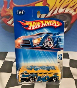 Hot Wheels 2004 Tag Rides 3/5 140 Surfin' School Bus Pearl Yellow 5SP