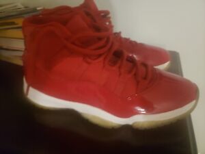 Jordan 11 Red