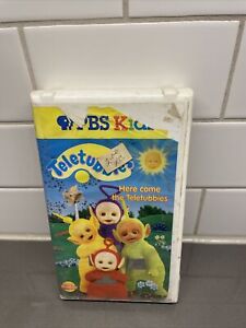 TELETUBBIES Here Come The Teletubbies VHS 1998 Clamshell Case PBS Kids Tape RARE