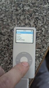 Apple iPod Nano 1st Gen 2GB A1137 - Black
