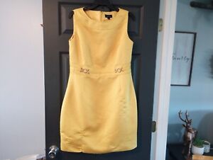 Tahari Arthur S Levin Yellow Flattering Elegant Midi Dress Gold Hardware Size 16