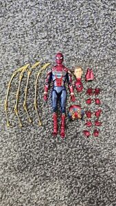 Medicom Mafex: Marvel Avengers Infinity War- Iron Spider #81