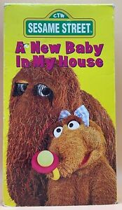 Sesame Street - A New Baby in My House VHS 1996 w/ Insert