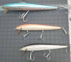 Crankbait FISHING LURES LOT  Guaranteed Bigger Fish Magic Spell Bait Company