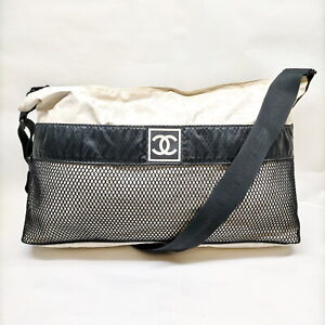 Chanel Crossbody bag  White Nylon 432577