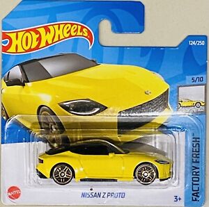 Hot Wheels Nissan Z Proto Yellow 2022 F Case Short Card (SALE)
