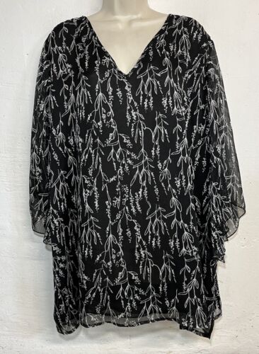 Suzanne Betro 4X Tunic Blouse Black White 3/4 Bell Sleeve V-Neck Lined Top