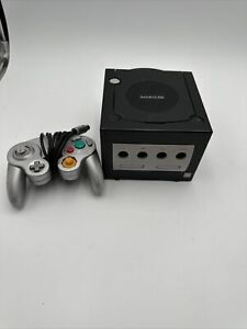 Nintendo Gamecube Dol-001 Black AS IS - BAD CD DRIVE - FOR PARTS/REPAIR
