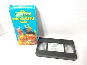 Vintage Sesame Street VHS Sing Yourself Silly! 1990, Sony