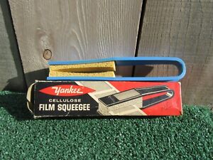 Vintage Yankee Cellulose Blue Film Squeegee Dark Room Equipment SQ-2