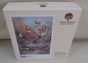 Wentworth Wooden Jigsaw Puzzle 250 Piece Winter Berries Lesley Hammett w/Box