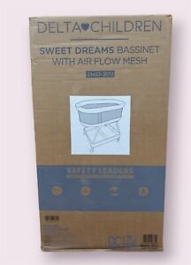 Delta Children Sweet Dreams Bassinet w/ Airflow Mesh Bedside Portable Crib Grey