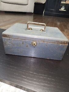 Vintage Craftsman Heavy Duty Metal Cash / Lock Box - 9”x 5” No Key