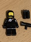Lego Classic Space figure SP003 Black Classic Spacemen 6985 6891 6702 With Helm