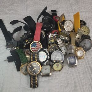 Lot of 30 (Four POUNDS!) Vintage & Modern Watches Mens Parts or Repair