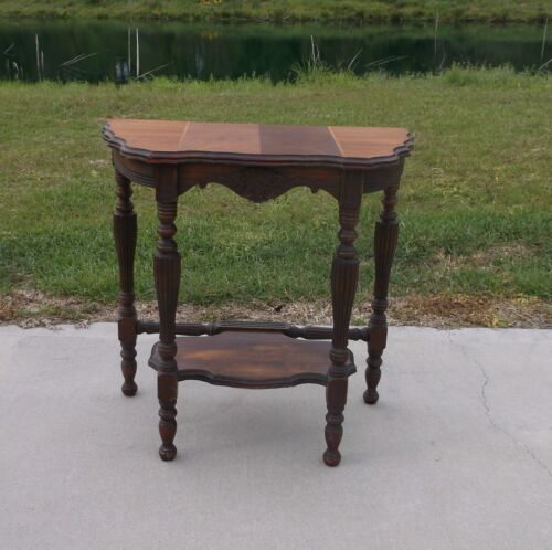 ANTIQUE STYLE VINTAGE CARVED WOOD SIDE CONSOLE TABLE