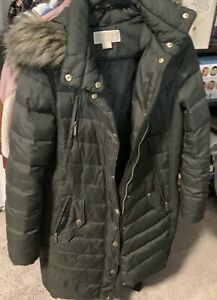 Michael Kors Down Puffer Trench Coat-with Faux Fur Hood In Dark Green-Small