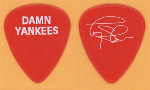 Damn Yankees Tommy Shaw Styx Vintage Guitar Pick - 1993 Tour
