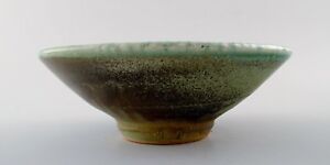 Danish ceramist. Handmade, unique ceramic bowl.