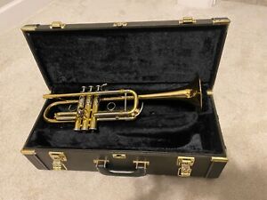 Yamaha Xeno YTR 8445G Gold Brass C Trumpet  (With Case) - Very Good Condition