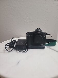 Canon EOS 1D Mark II N Digital Camera, battery & charger.