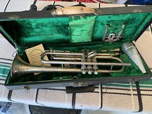 Antique 1928 C.G.Conn 22B Elkhart Trumpet #257417