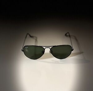 Ray-Ban Aviator Classic RB3025 Black Frame Metal Green 58 mm Lens Sunglasses
