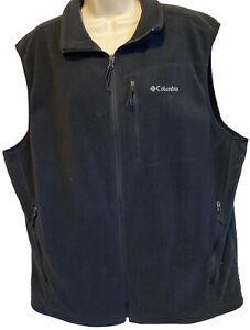 Columbia XL Black Full Zip Vest, 3 Zip Pockets, Fleece, Collar Up/Down, VGC.   J