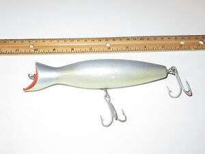 Musky Lure Unknown 7 inch GIBBS Style Gray Silver