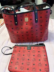 Authentic MCM Medium Reversible Liz Shopper tote bag  Red With Matching Shoulder