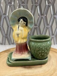 Vintage Shawnee Pottery #701 Asian Girl Planter made in USA