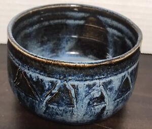 Pottery Bowl Small Signed Hand Thrown Native  Glazed 4 In x 2.5 In Swirl Inside