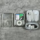 Apple iPod Nano 3rd Generation 4GB Silver 600+ Songs