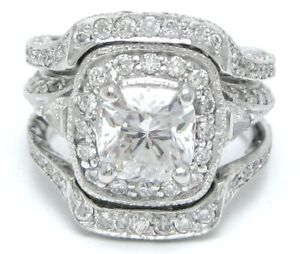 3.1CT CUSHION ANTIQUE DIAMOND ENGAGEMENT RING & 2 BANDS