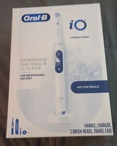 Oral-B iO Series  Electric Toothbrush - White Rechargeable
