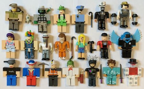 Roblox Toys Lot Of 20 Action Figures Collection Includes Accessories *No Codes*