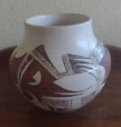 Beautiful Vintage Signed L. Navasie Hopi Polychrome Pottery  Native American
