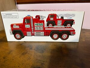 Vintage Hess 2015 Fire Truck and Ladder Rescue/ New In Box!