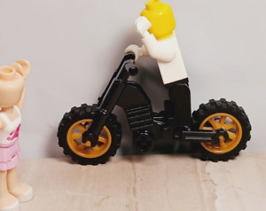New LEGO Electric Scooter Vacation Bike Rental GOLD Wheels Stand Up Travel FUN