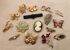 Vintage to modern Pins and Brooches - lot of 17